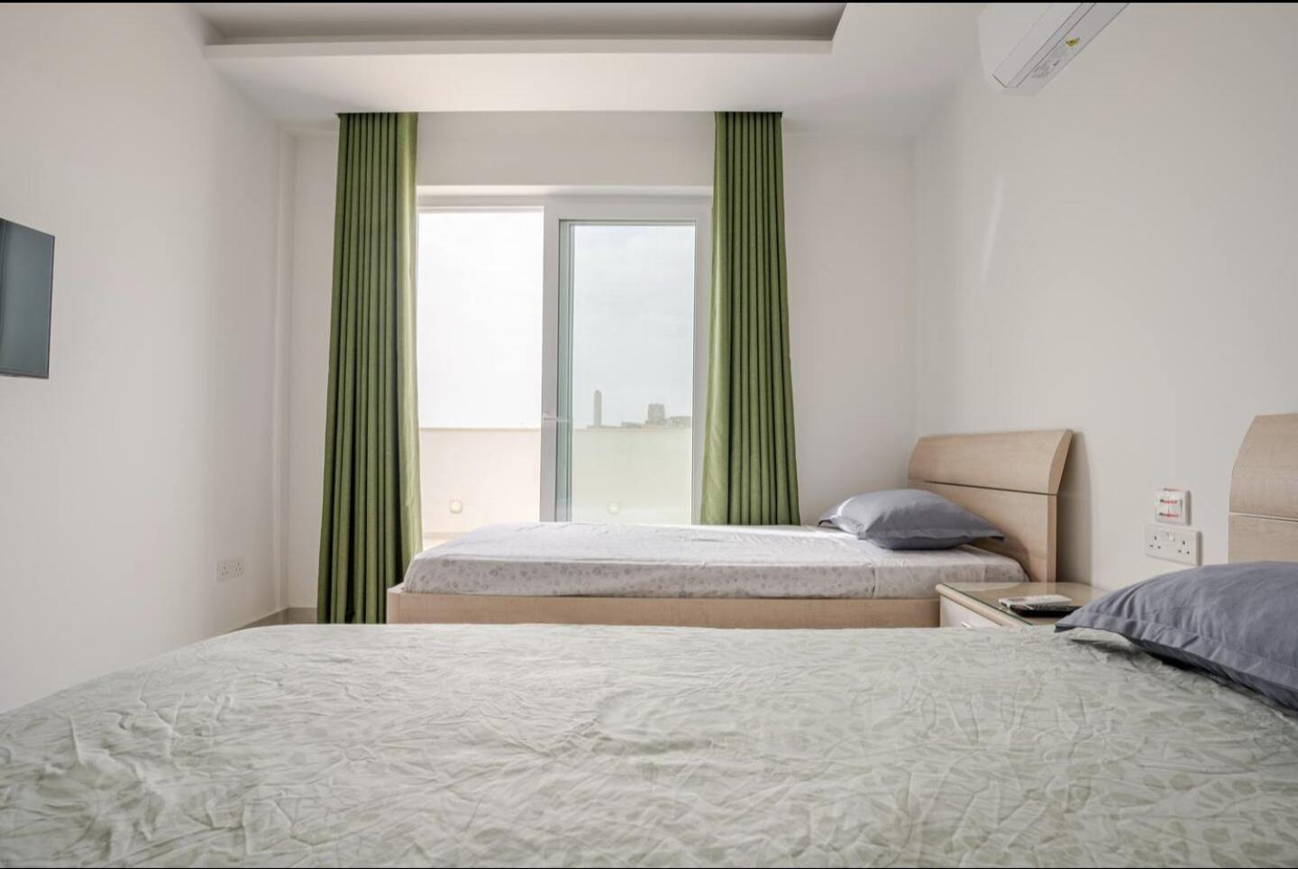 Ferienwohnung Luxury Penthouse Sea View Ta Xbiex Exterior foto